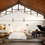 Kapelle Elbtalaue - Kirchensaal Lägenhet *